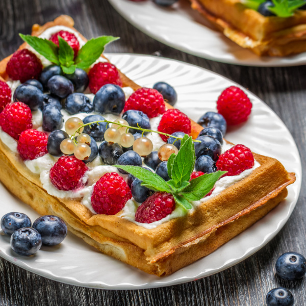 Waffeln Mit Quark Und Beeren Lowcarbrezeptdestages De