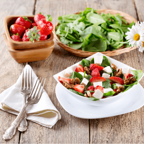 Spinatsalat mit Erdbeer-Dressing