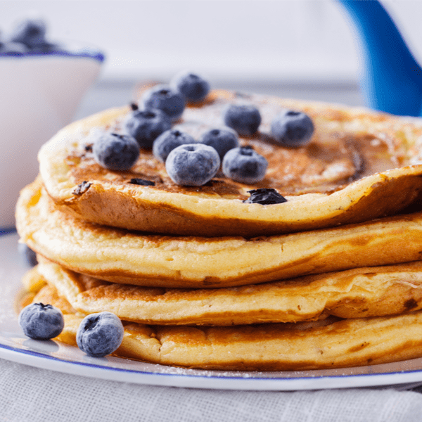 Blaubeer-Pancakes - lowcarbrezeptdestages.de