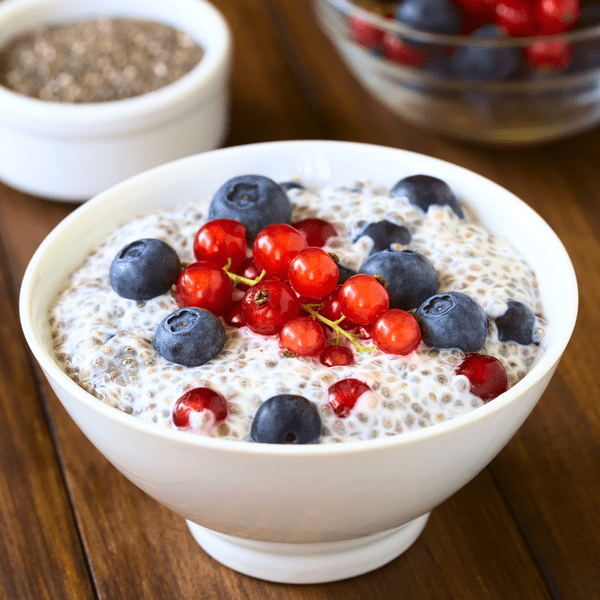 Chia-Pudding mit Beeren