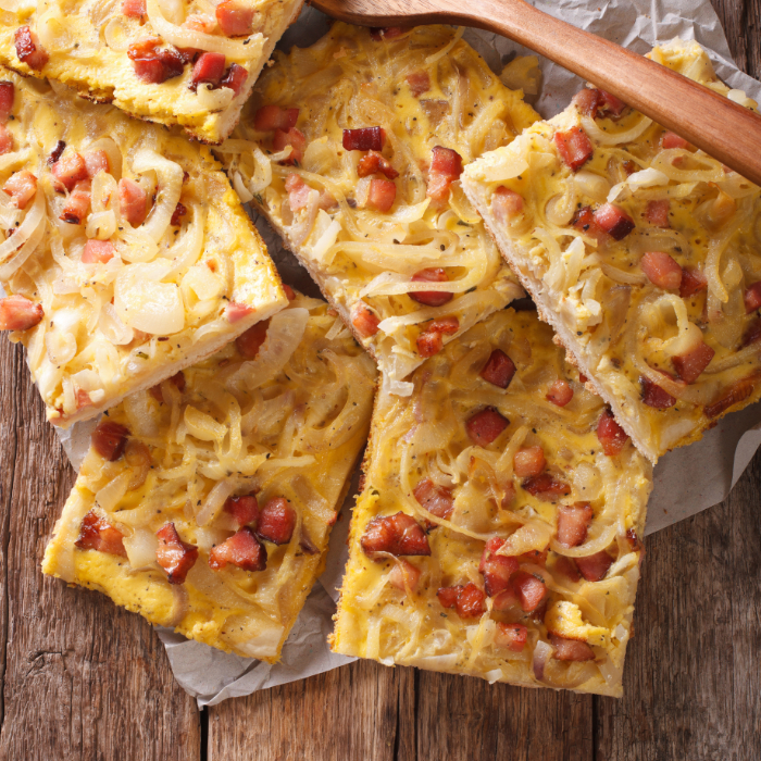 Flammkuchen mit Zwiebeln